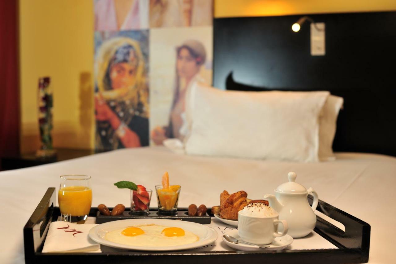 Hotel Mercure Alger Aéroport Dar el Beïda Exterior foto Room service